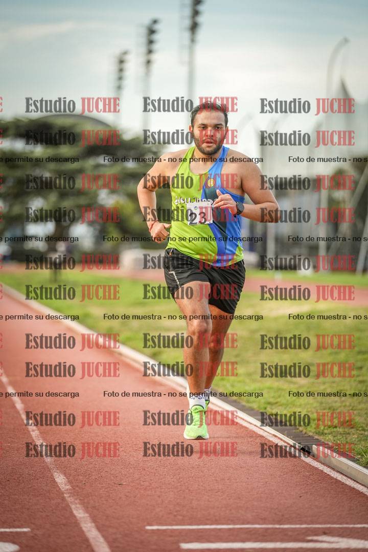 Fotos de los 3000 m llanos de varones