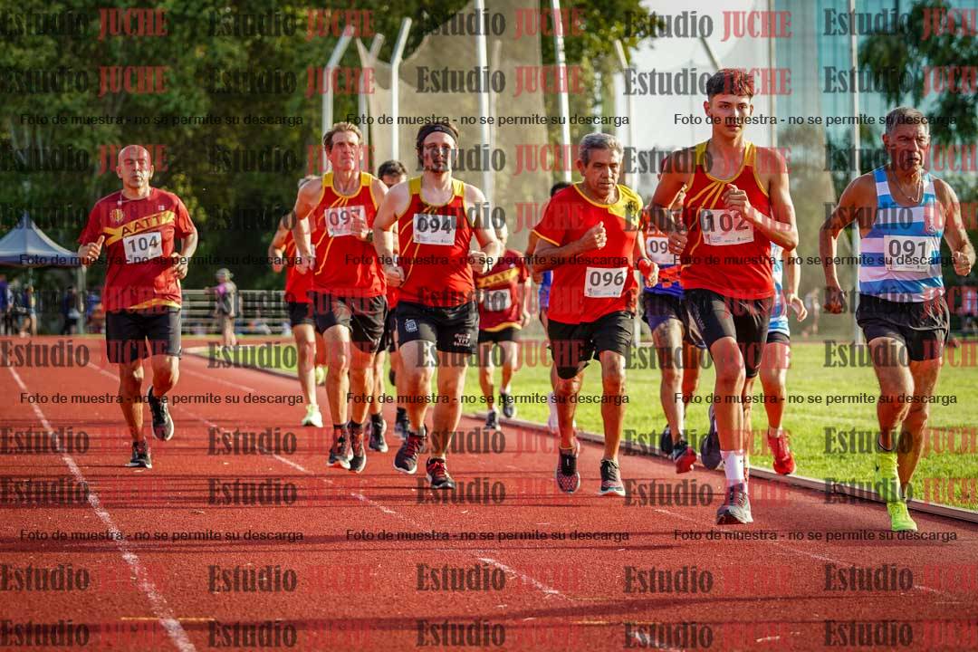 Fotos de los 1500 m llanos de varones