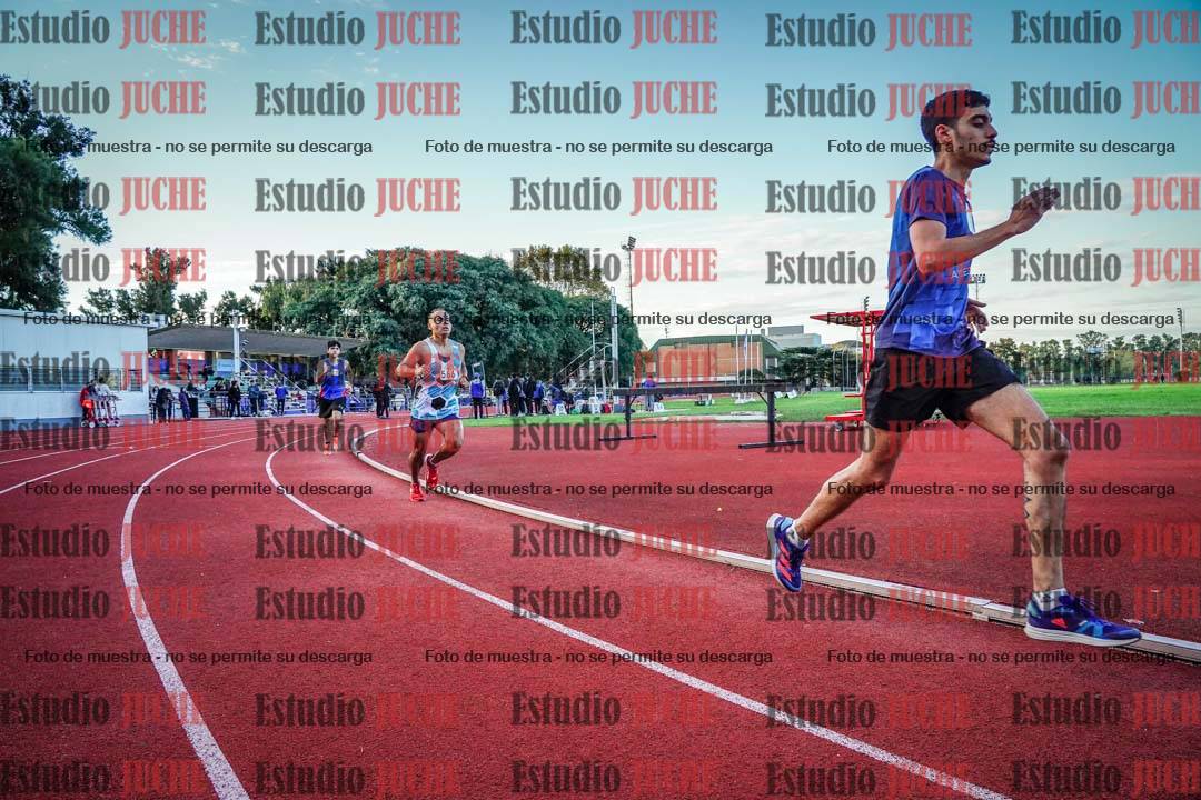 Fotos de los 1500 m llanos de varones
