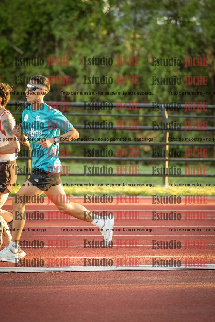Fotos de los 3000 m llanos de varones