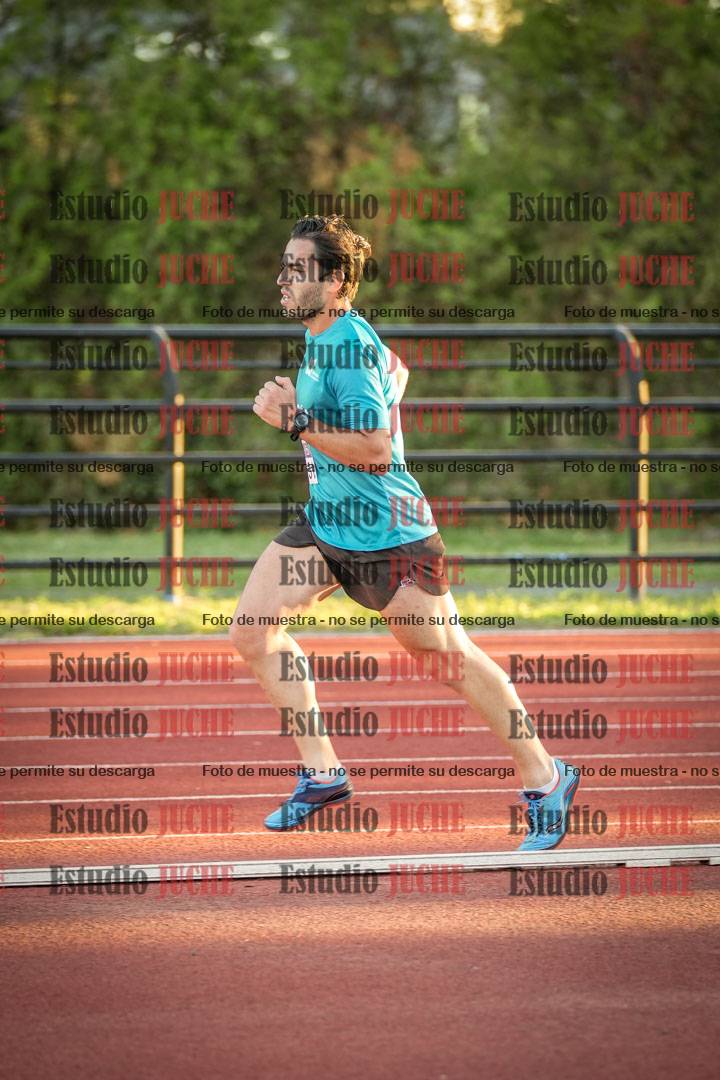 Fotos de los 3000 m llanos de varones