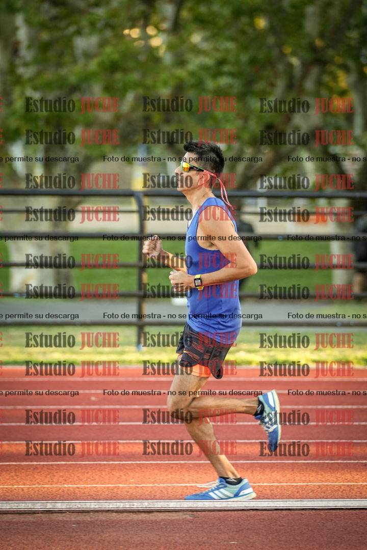 Fotos de los 3000 m llanos de varones