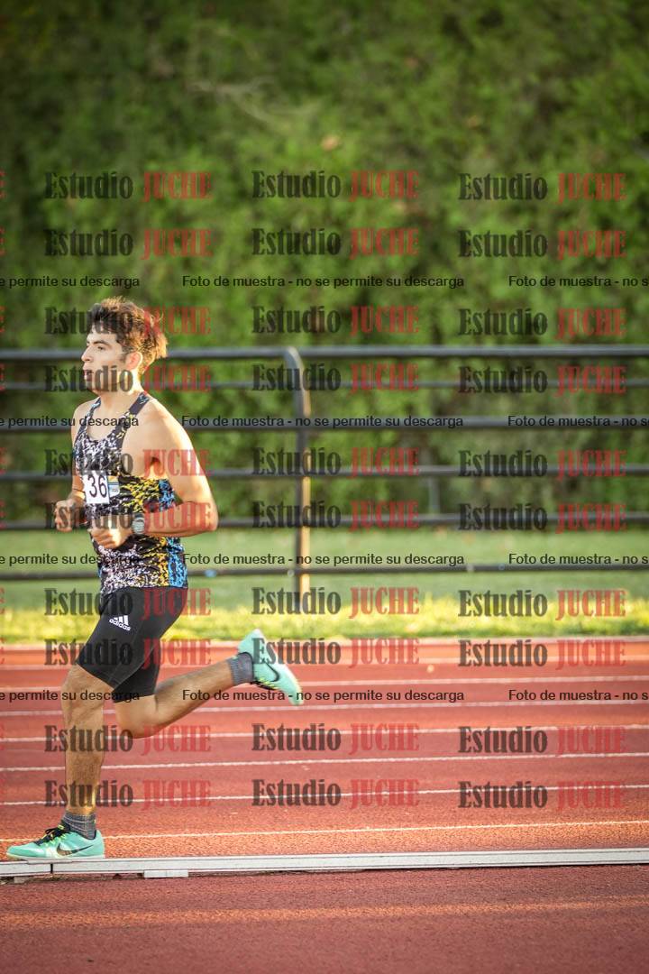 Fotos de los 3000 m llanos de varones