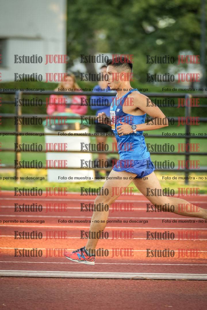 Fotos de los 3000 m llanos de varones
