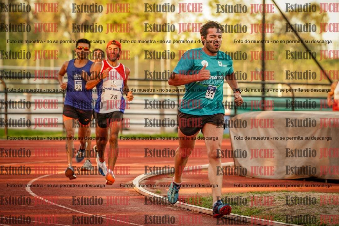 Fotos de los 3000 m llanos de varones