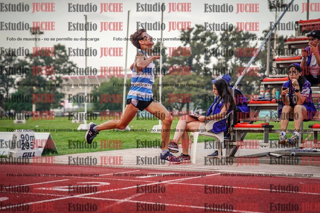 Fotos de los 3000 m llanos de varones