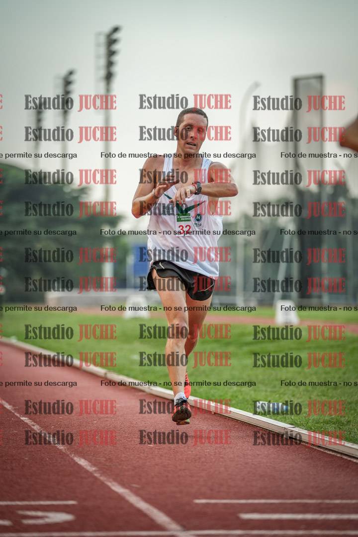 Fotos de los 3000 m llanos de varones