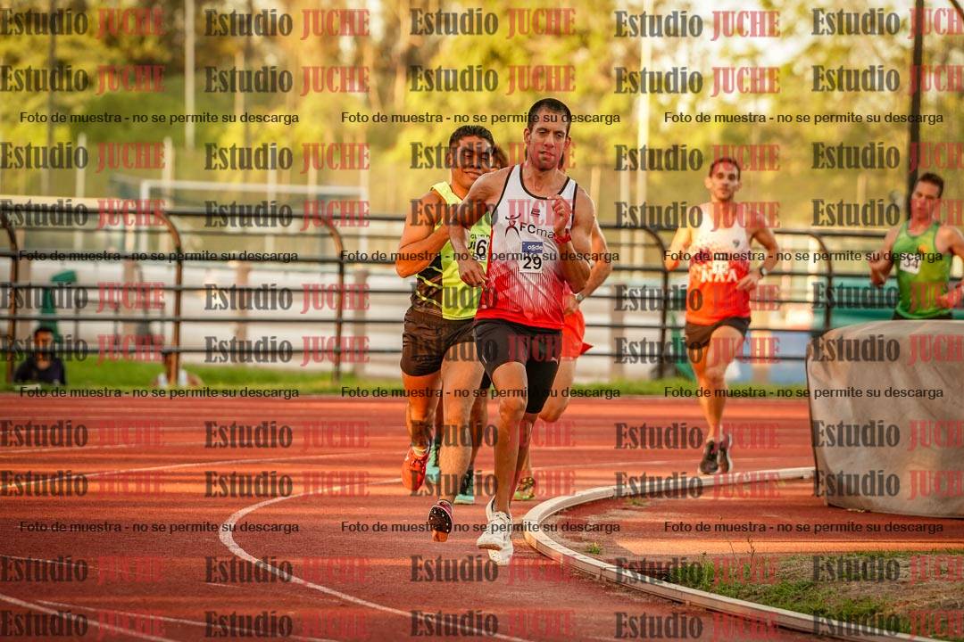 Fotos de los 3000 m llanos de varones