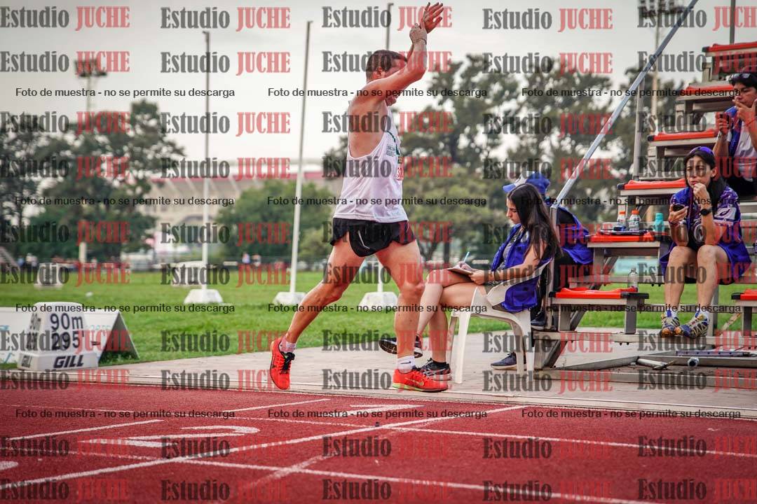 Fotos de los 3000 m llanos de varones