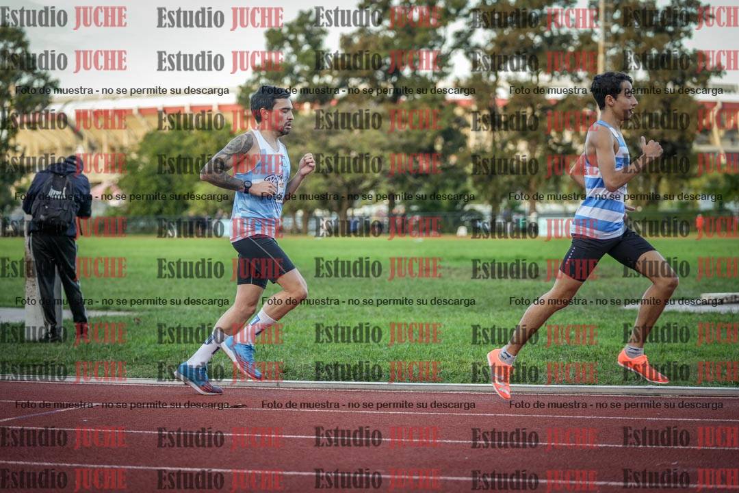 Fotos de los 1500 m llanos de varones