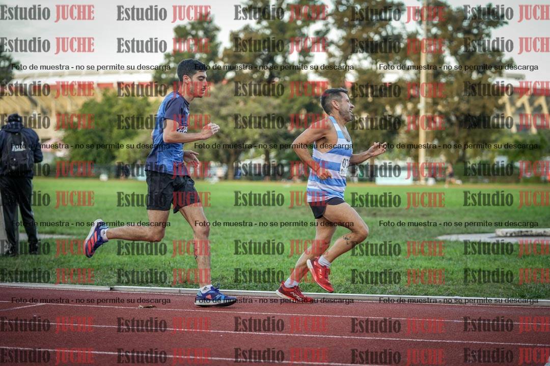 Fotos de los 1500 m llanos de varones