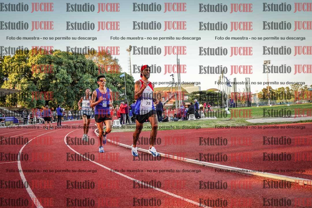 Fotos de los 3000 m llanos de varones