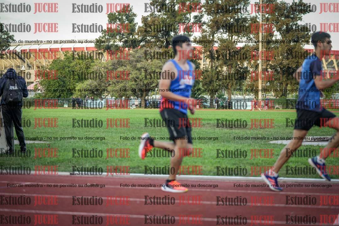 Fotos de los 1500 m llanos de varones