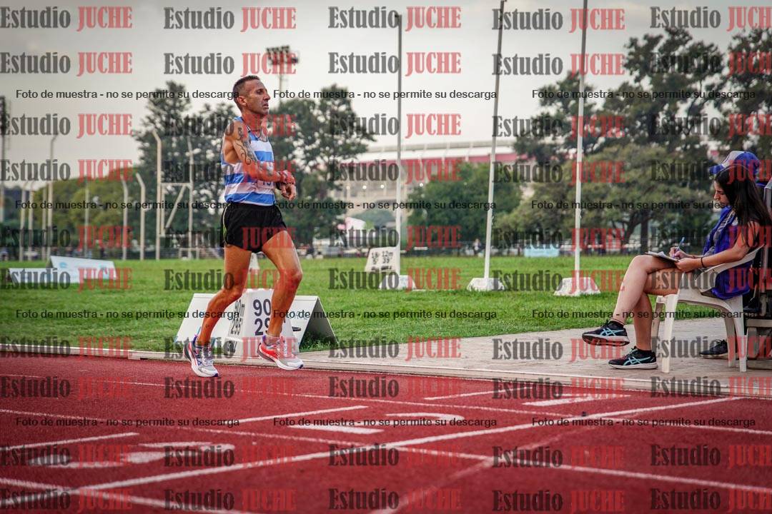 Fotos de los 3000 m llanos de varones