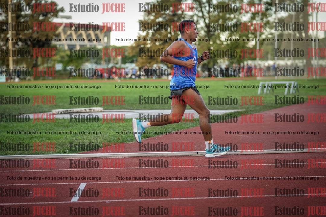 Fotos de los 1500 m llanos de varones