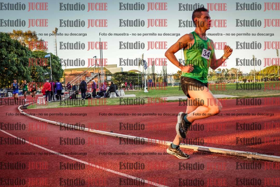 Fotos de los 3000 m llanos de varones