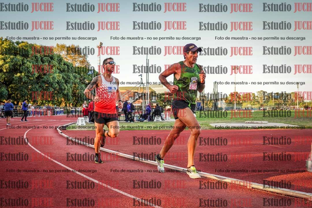 Fotos de los 3000 m llanos de varones