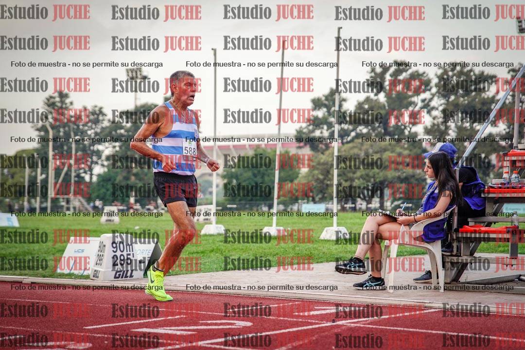 Fotos de los 3000 m llanos de varones