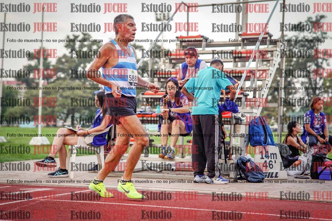 Fotos de los 3000 m llanos de varones