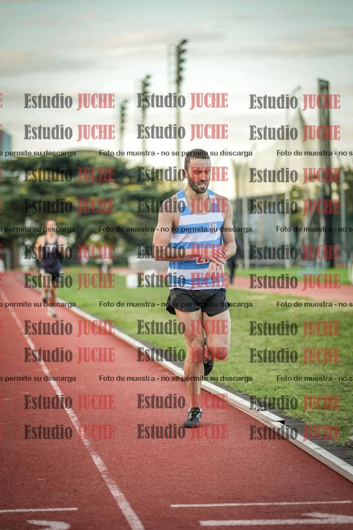 Fotos de los 1500 m llanos de varones