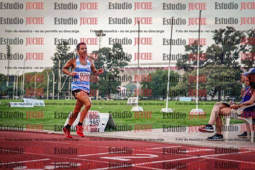 Fotos de los 3000 m llanos de varones