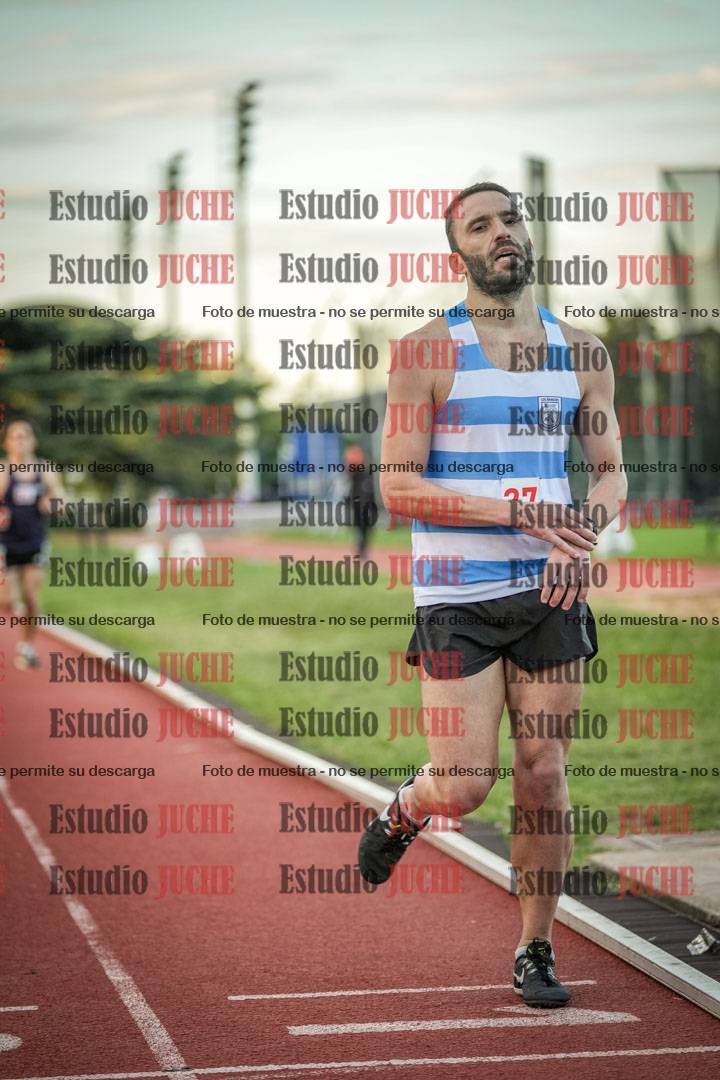 Fotos de los 1500 m llanos de varones