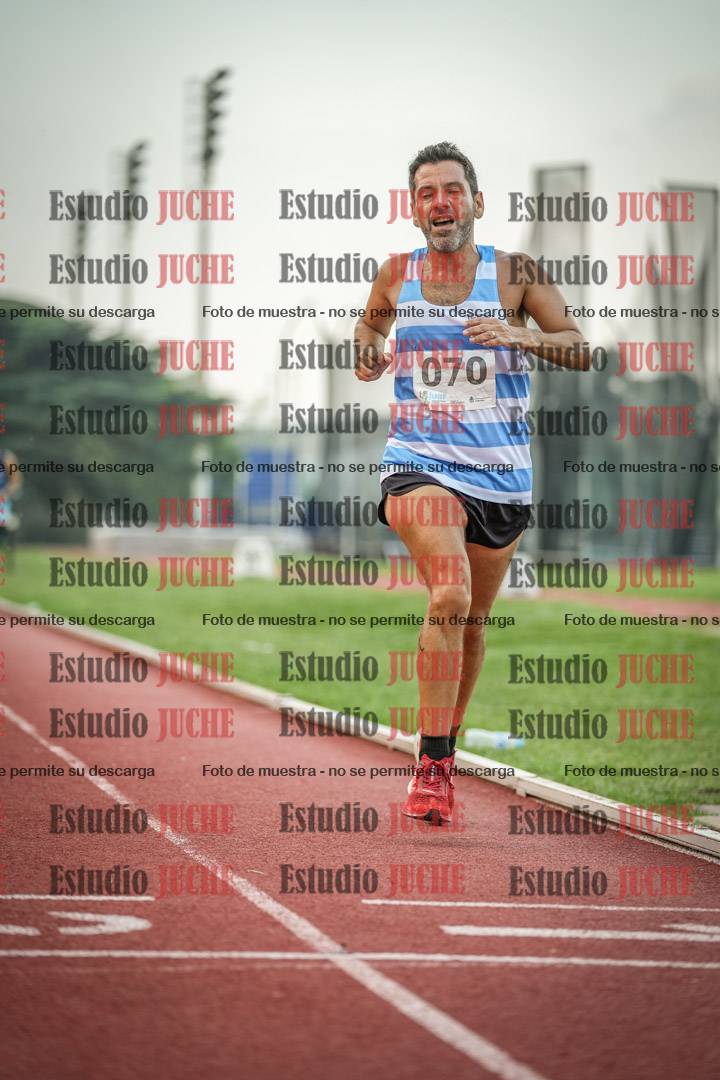 Fotos de los 3000 m llanos de varones