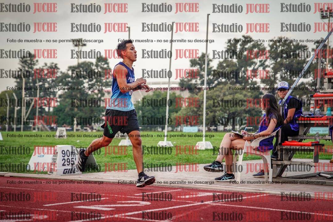 Fotos de los 3000 m llanos de varones