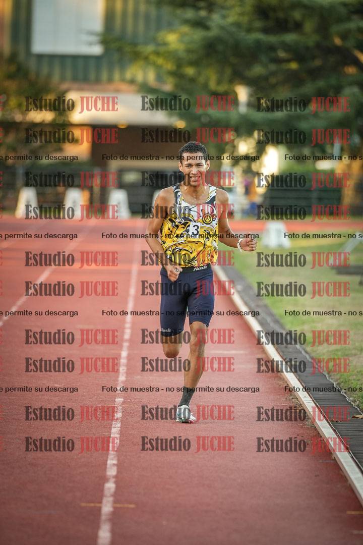 Fotos de los 3000 m llanos de varones