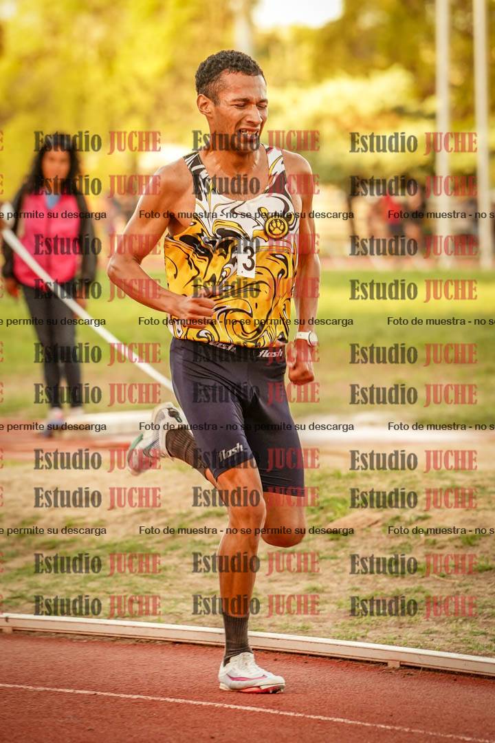 Fotos de los 3000 m llanos de varones