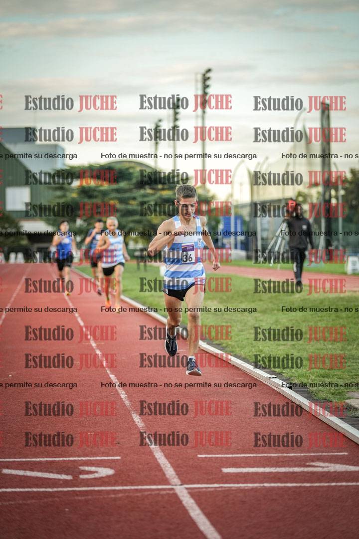 Fotos de los 1500 m llanos de varones