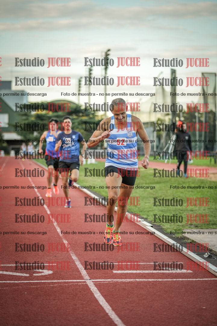Fotos de los 1500 m llanos de varones