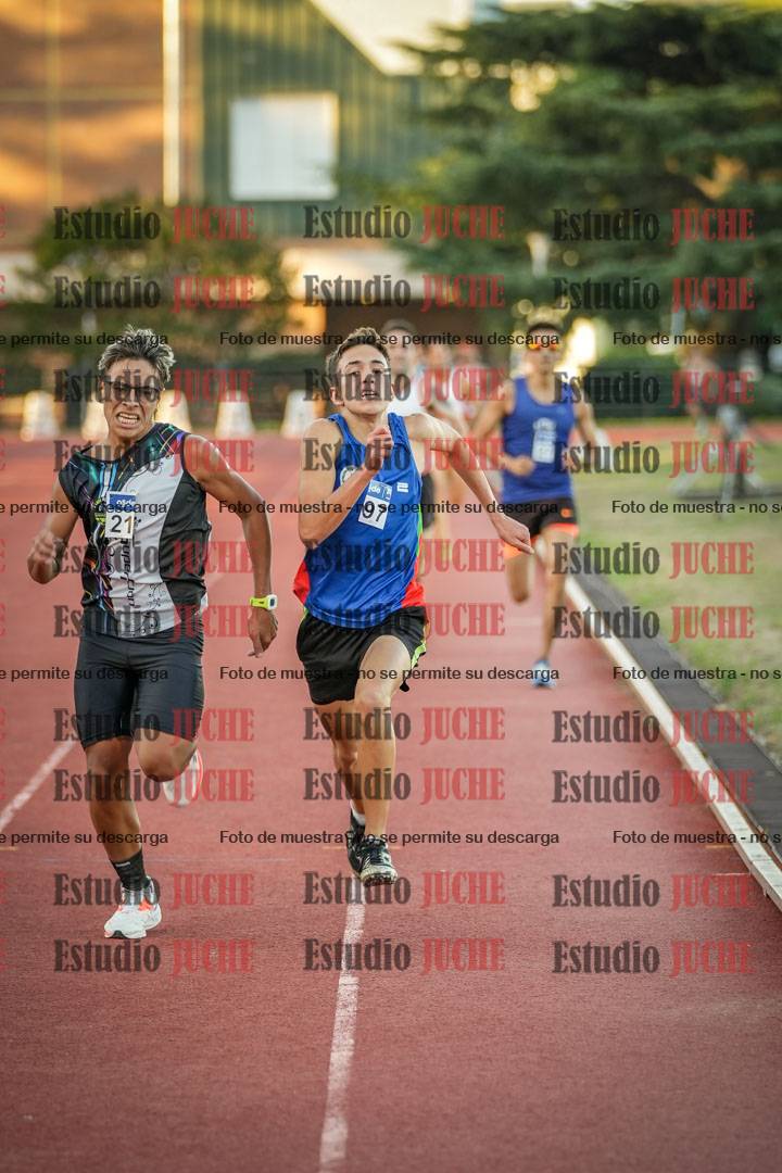 Fotos de los 3000 m llanos de varones
