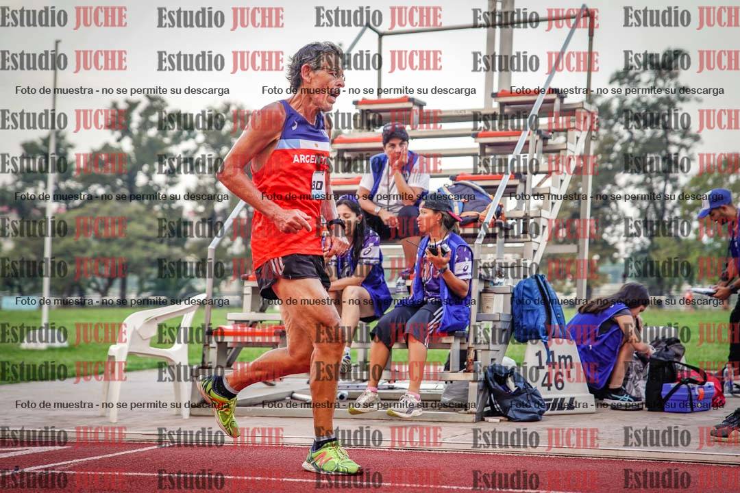 Fotos de los 3000 m llanos de varones