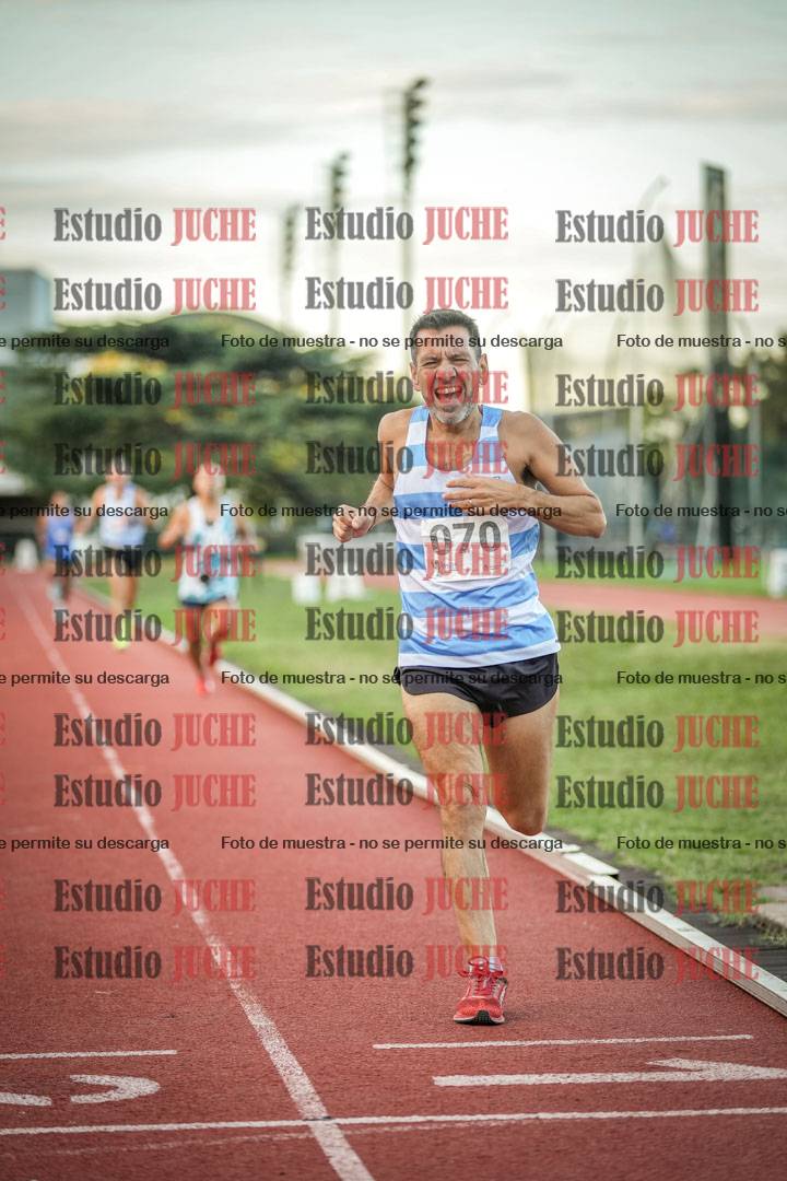 Fotos de los 1500 m llanos de varones