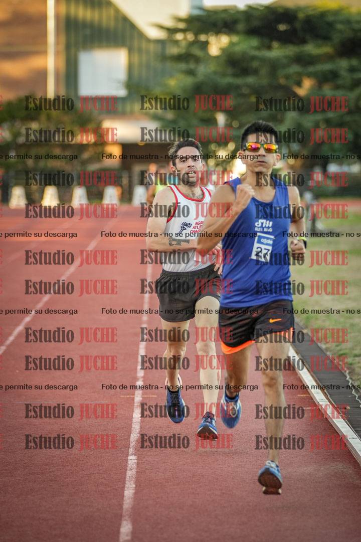 Fotos de los 3000 m llanos de varones