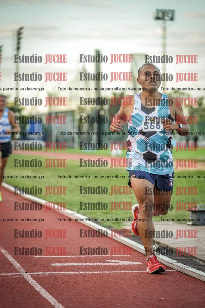 Fotos de los 1500 m llanos de varones