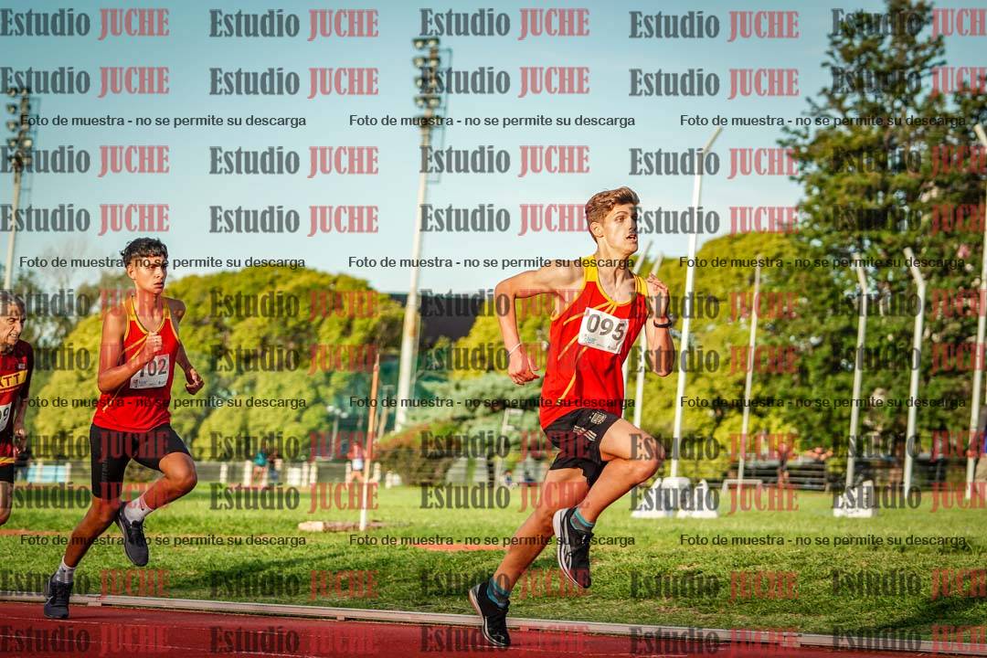 Fotos de los 1500 m llanos de varones