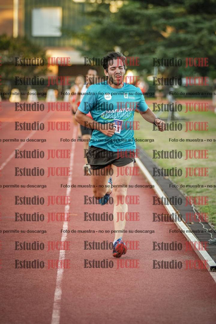 Fotos de los 3000 m llanos de varones