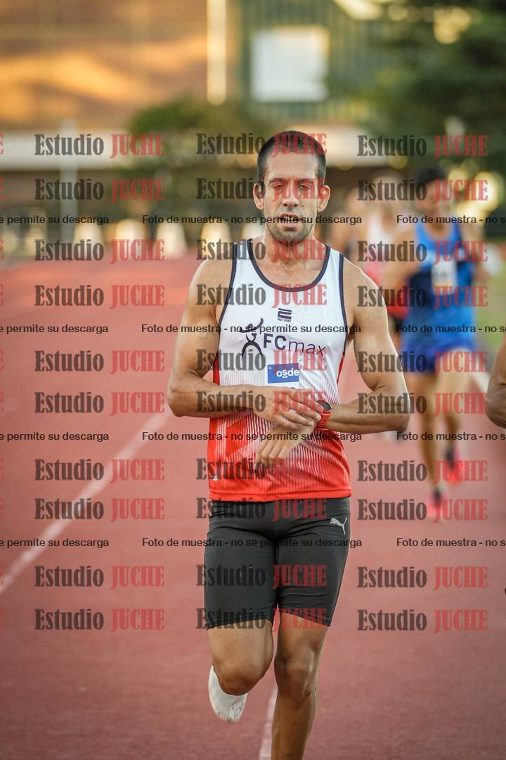 Fotos de los 3000 m llanos de varones