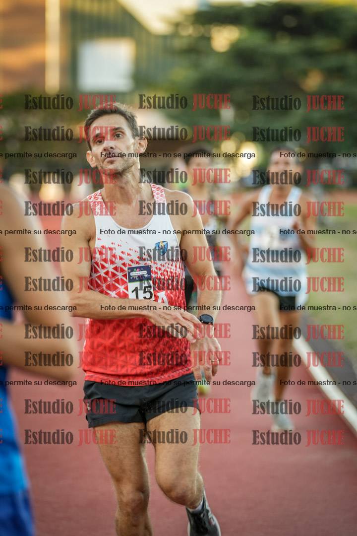 Fotos de los 3000 m llanos de varones
