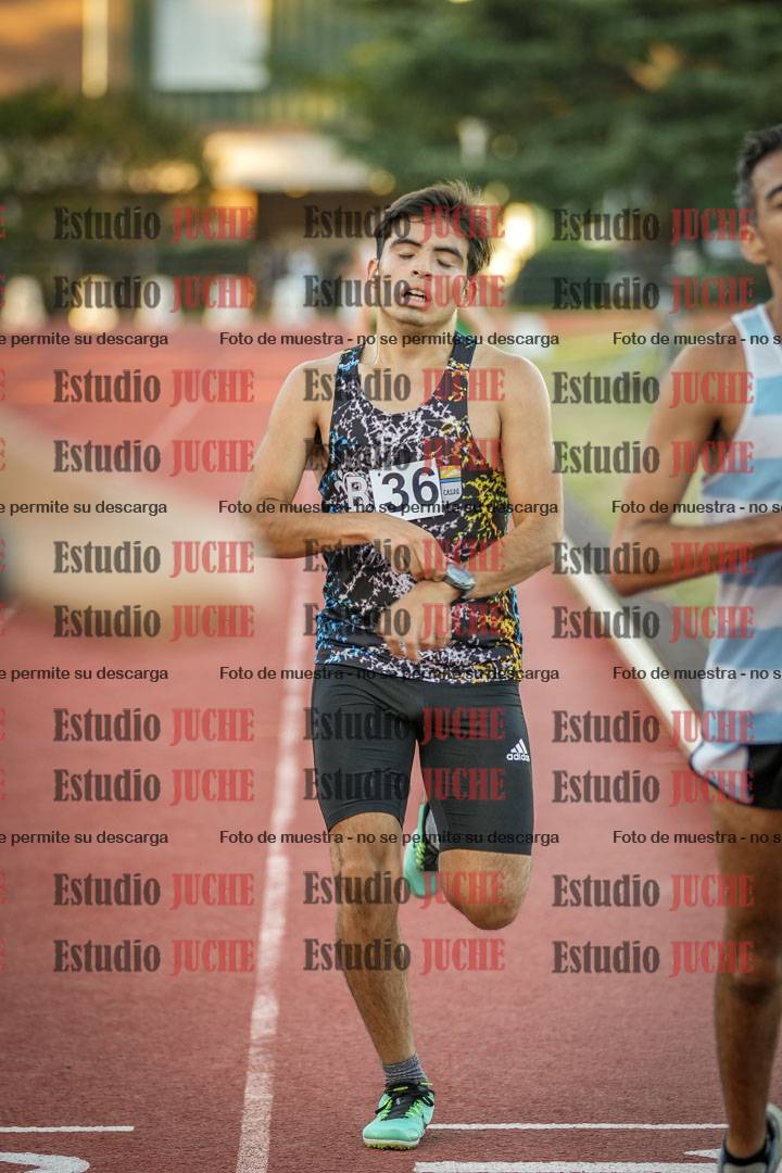 Fotos de los 3000 m llanos de varones