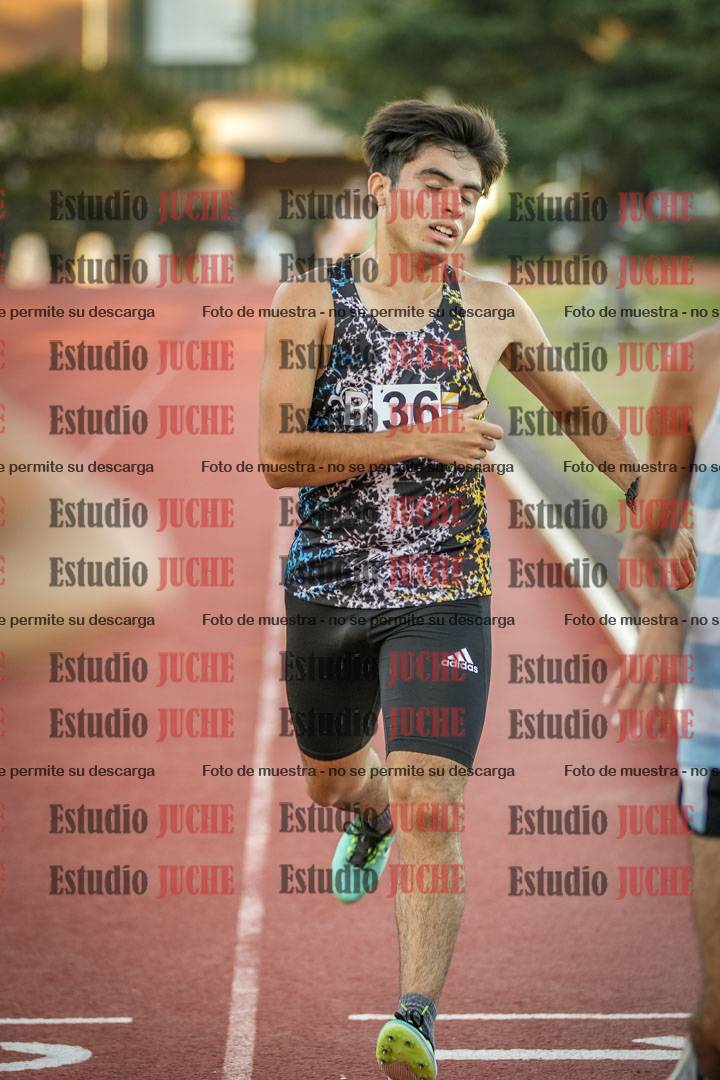 Fotos de los 3000 m llanos de varones