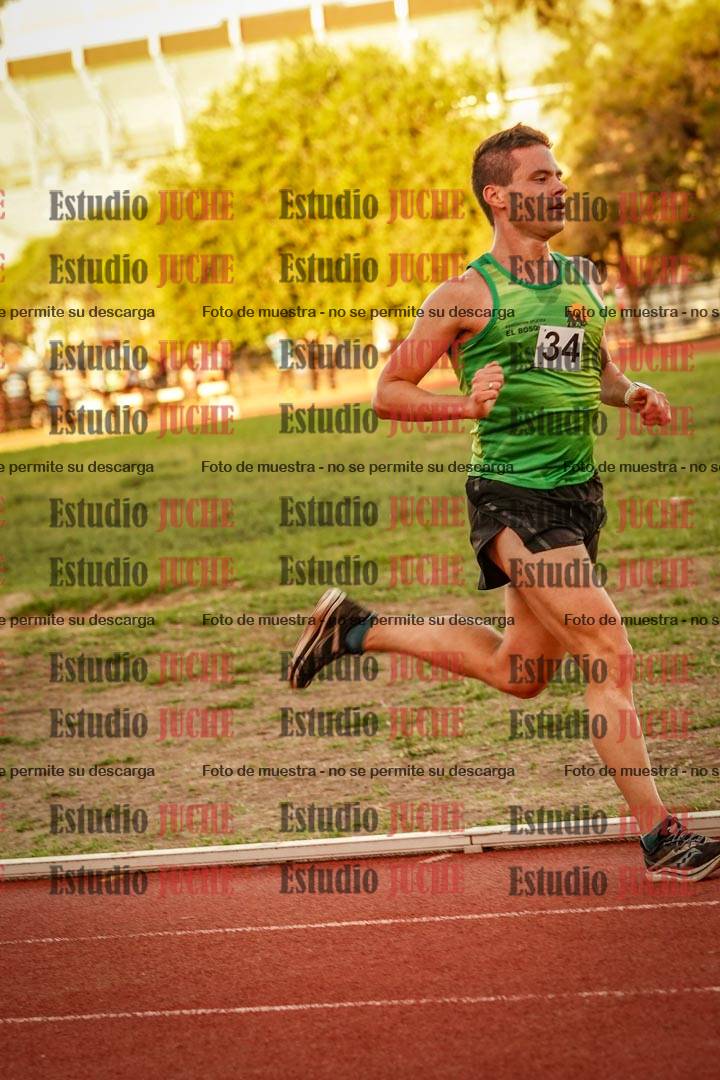 Fotos de los 3000 m llanos de varones