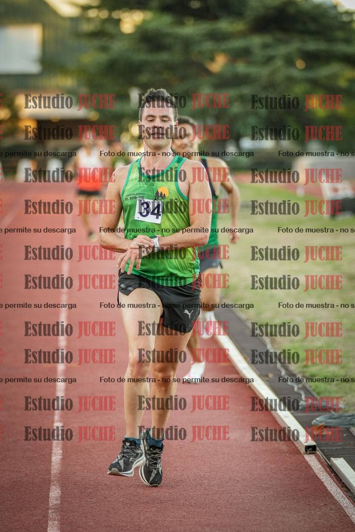 Fotos de los 3000 m llanos de varones