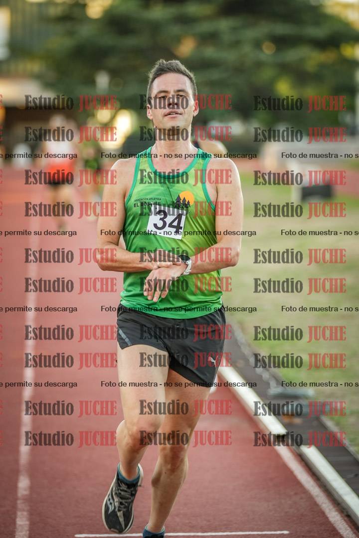 Fotos de los 3000 m llanos de varones