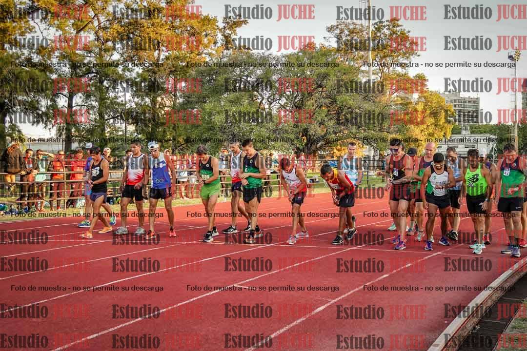 Fotos de los 3000 m llanos de varones