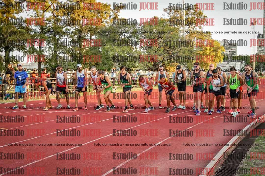 Fotos de los 3000 m llanos de varones
