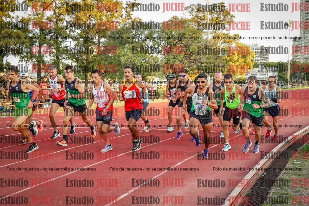 Fotos de los 3000 m llanos de varones