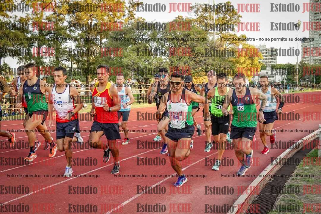 Fotos de los 3000 m llanos de varones